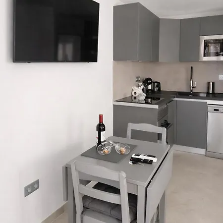 Playa Honda Design, Comfort & Pool Appartamento