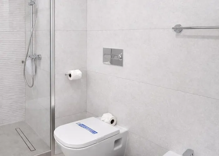 Playa Honda Design, Comfort & Pool Apartment